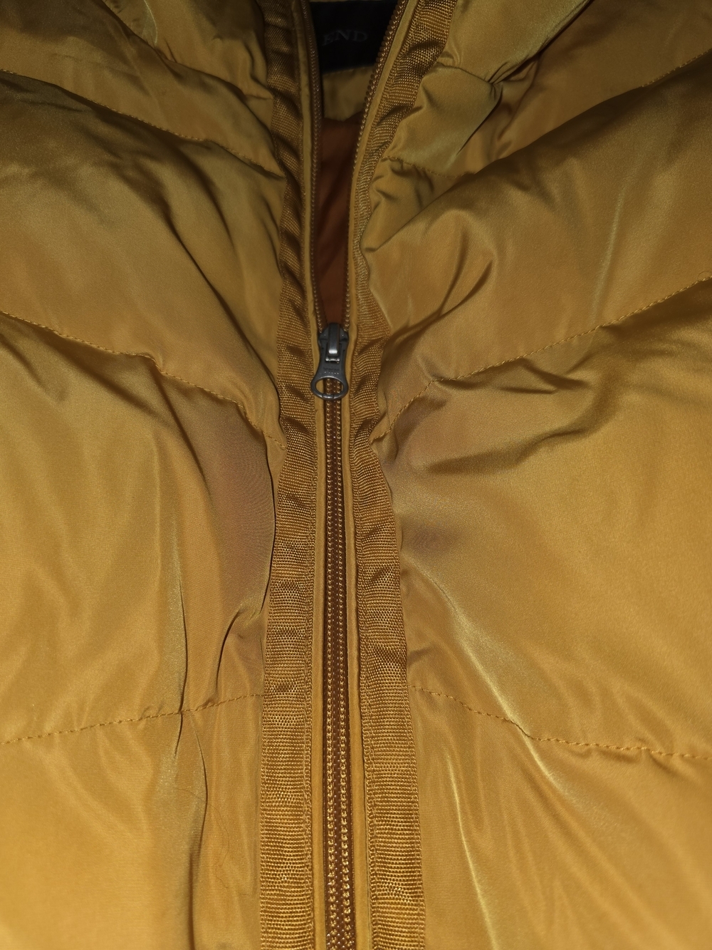 Lands' End Women's Mustard Yellow Quilted Puffer Vest - Picture 5 of 6